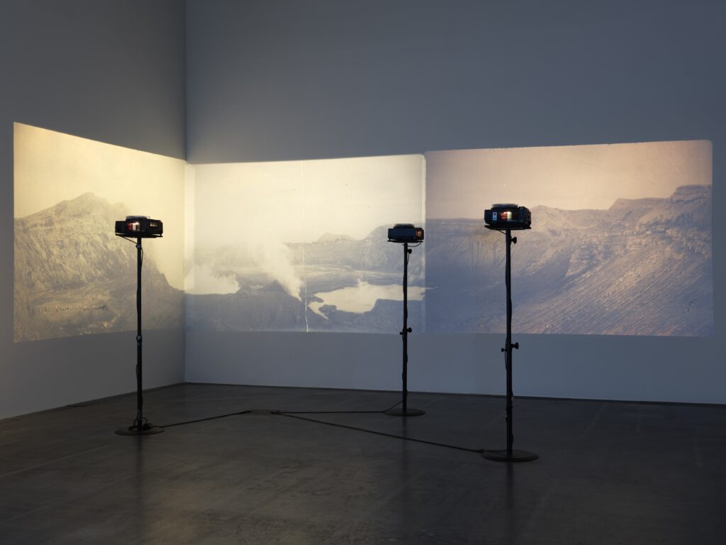 Jim Jasper Lumbera: Reframing Photographs From The Colonial Archive. Foto © Edith-Russ-Haus