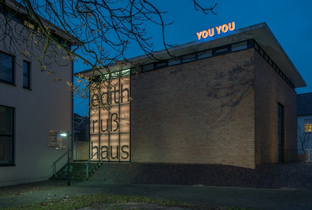 Claudia Kapp: You You. Photo Franz J Wamhof © Edith-Russ-Haus Claudia Kapp: You You. Photo Franz J Wamhof © Edith-Russ-Haus