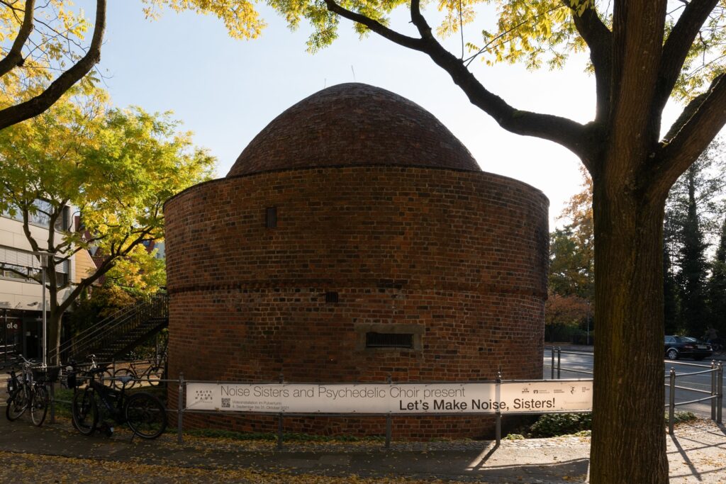 Let's Make Noise, Sisters! Foto © Edith-Russ-Haus