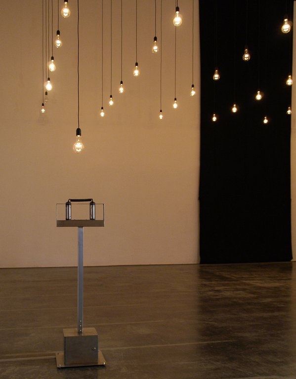 Rafael Lozano-Hemmer: Pulse Room. Foto Franz J Wamhof © Edith-Russ-Haus Rafael Lozano-Hemmer: Pulse Room. Foto Franz J Wamhof © Edith-Russ-Haus