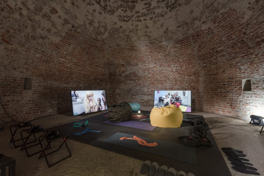 Stefan Panhans: Hostel. Foto © Edith-Russ-Haus