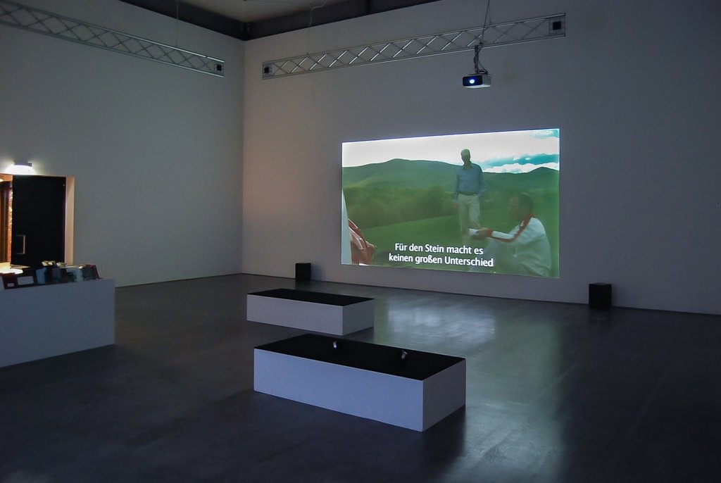 Exhibition view Guy Ben-Ner: Flying Lessons. Photo Franz J Wamhof © Edith-Russ-Haus Exhibition view Guy Ben-Ner: Flying Lessons. Photo Franz J Wamhof © Edith-Russ-Haus