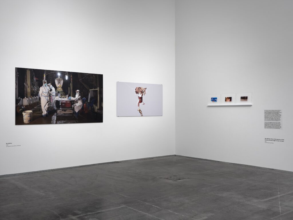 Exhibition view Clara Jo: Mirror Touch. Photo © Edith-Russ-Haus