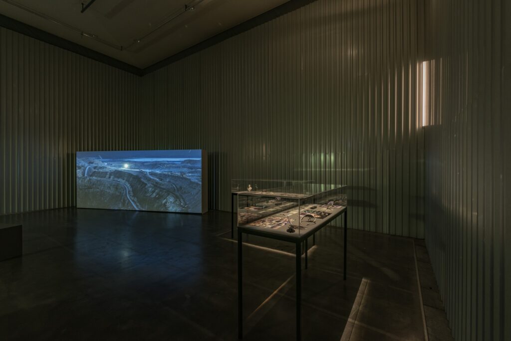 Viktor Brim: Imperial Machine. Foto © Edith-Russ-Haus