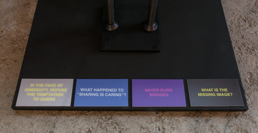 Exhibition view Sebastian Luetgert: no-show. Photo © Edith-Russ-Haus