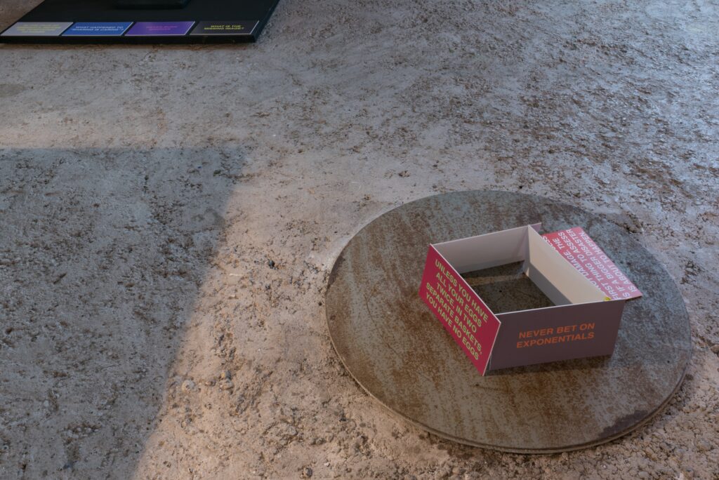 Exhibition view Sebastian Luetgert: no-show. Photo © Edith-Russ-Haus