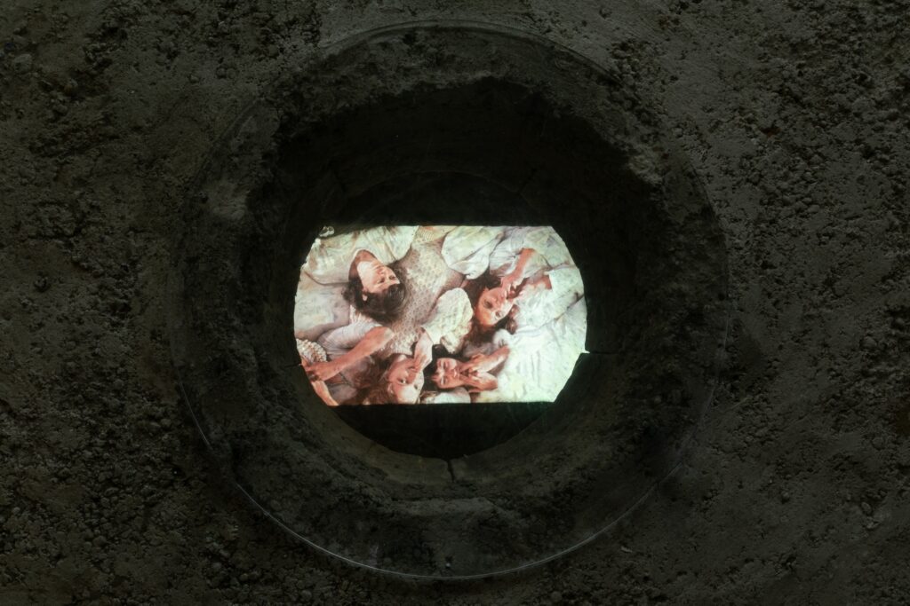 Psychedelic Choir: Virgin Teeth. Foto © Edith-Russ-Haus