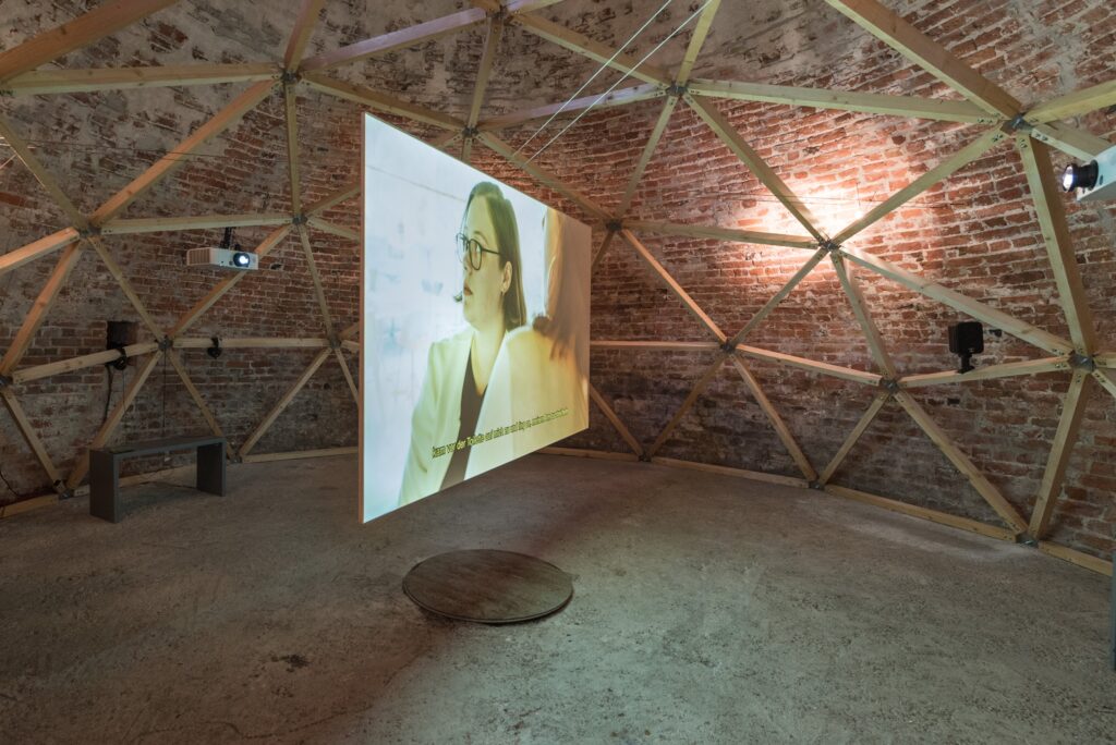 Pilvi Takala: The Stroker. Foto © Edith-Russ-Haus