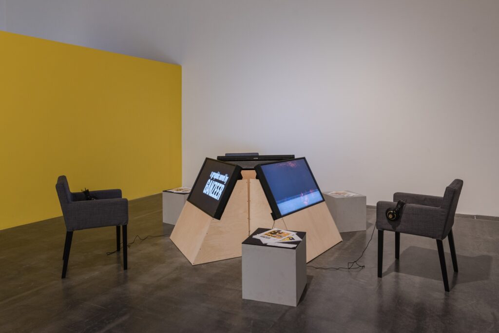 Ganzeer: The Solar Grid. Foto © Edith-Russ-Haus