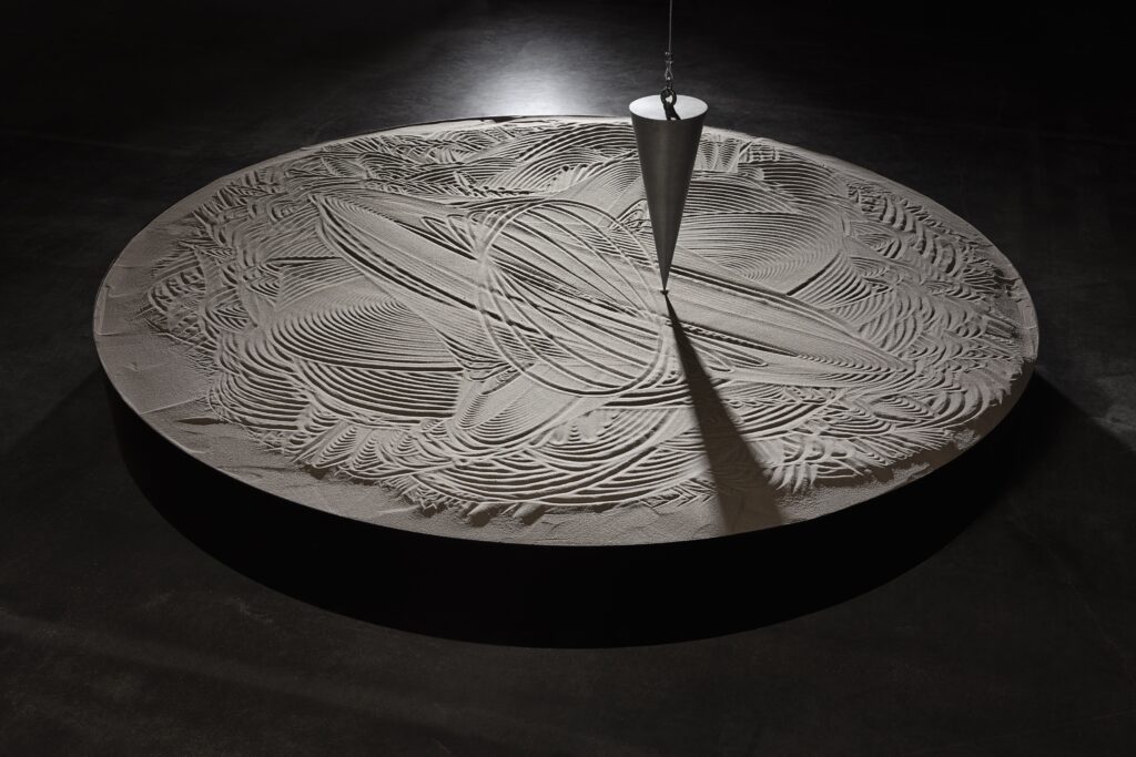 Marjolijn Dijkman: Shifting Axis. Foto © Edith-Russ-Haus