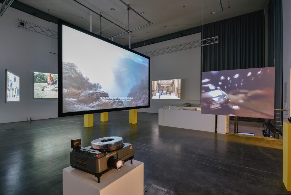 exhibition view Past Is Not Post. Photo © Edith-Russ-Haus