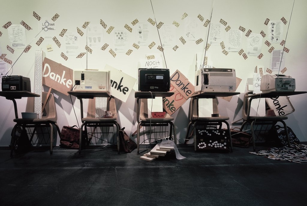 Ausstellungsansicht Torsten Haake-Brandt: Geustermor. Foto © Edith-Russ-Haus