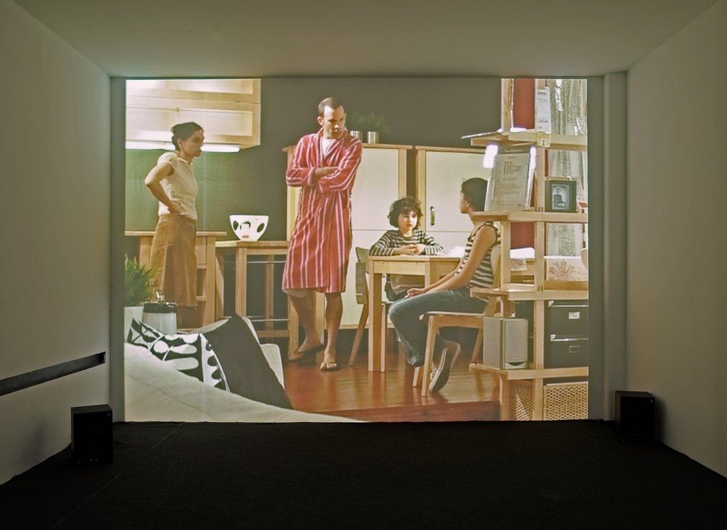 Guy Ben-Ner: Stealing Beauty. Photo Franz J Wamhof © Edith-Russ-Haus Guy Ben-Ner: Stealing Beauty. Photo Franz J Wamhof © Edith-Russ-Haus