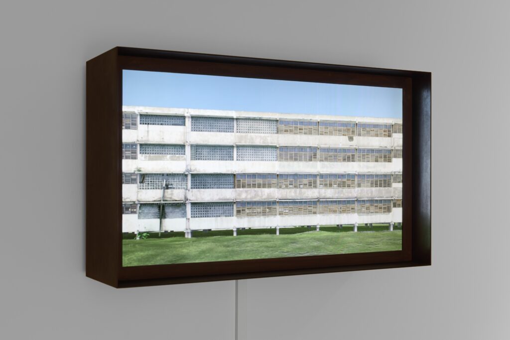 John Gerrard: Cuban School (Community 5th of October). Photo © Edith-Russ-Haus