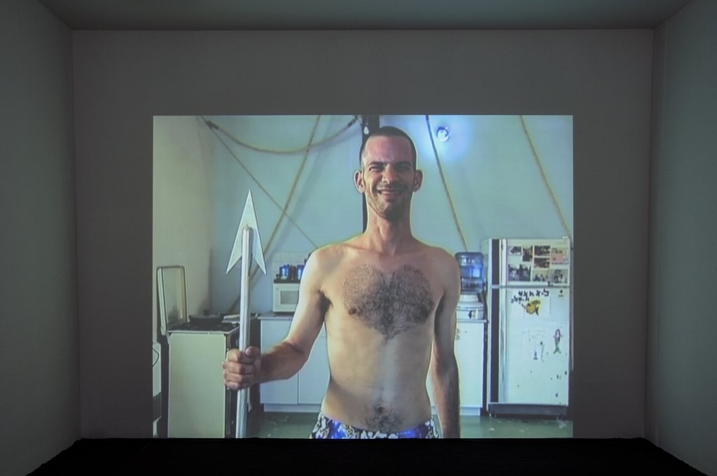 Guy Ben-Ner: Moby Dick. Photo Franz J Wamhof © Edith-Russ-Haus Guy Ben-Ner: Moby Dick. Photo Franz J Wamhof © Edith-Russ-Haus