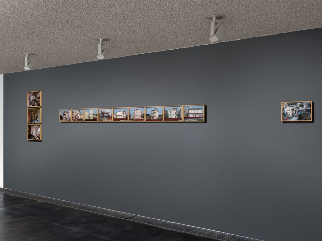 Karolina Bregu?a: The Waves Are Rumbling So Loud. Photo © Haus für Medienkunst 2024