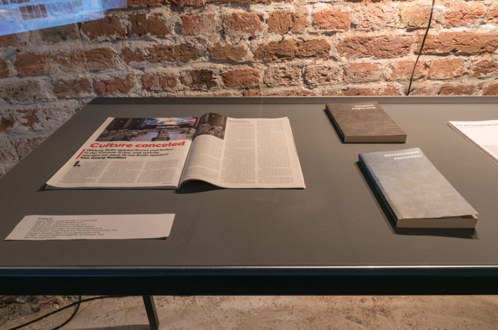 Exhibition view Sebastian Luetgert: no-show. Photo © Edith-Russ-Haus