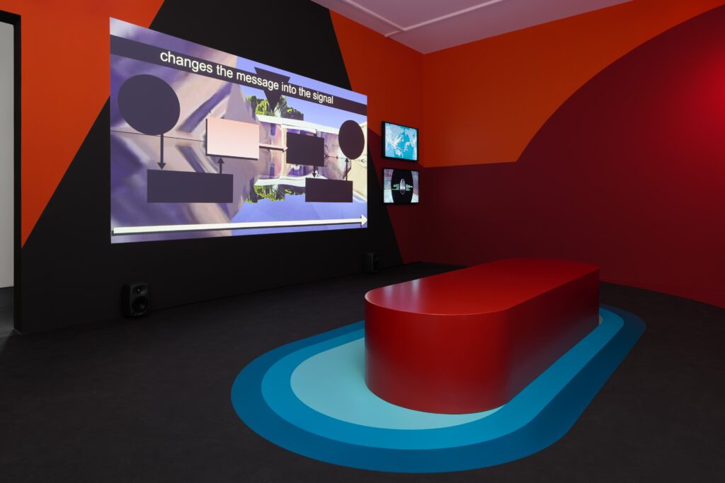 A.S.T.: Intertidal. Photo © Edith-Russ-Haus