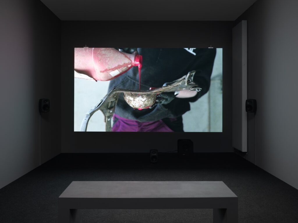 Lucy Beech: Flush. Photo © Edith-Russ-Haus 2023