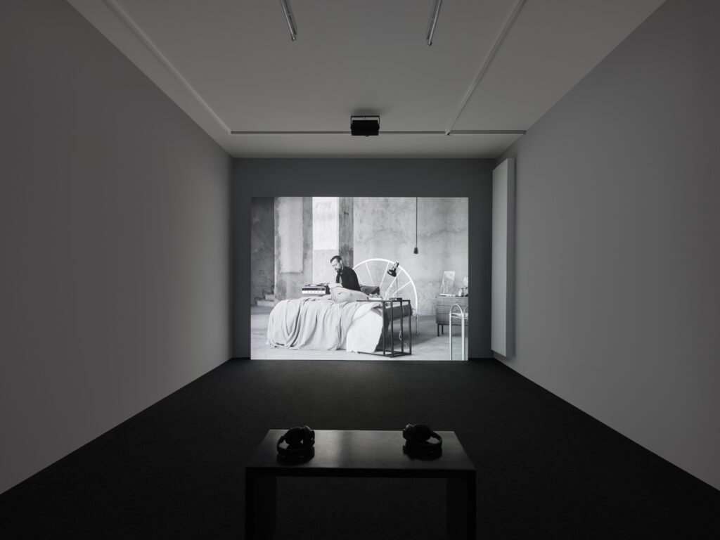 James Newitt: Fossil. Photo © Edith-Russ-Haus 2023