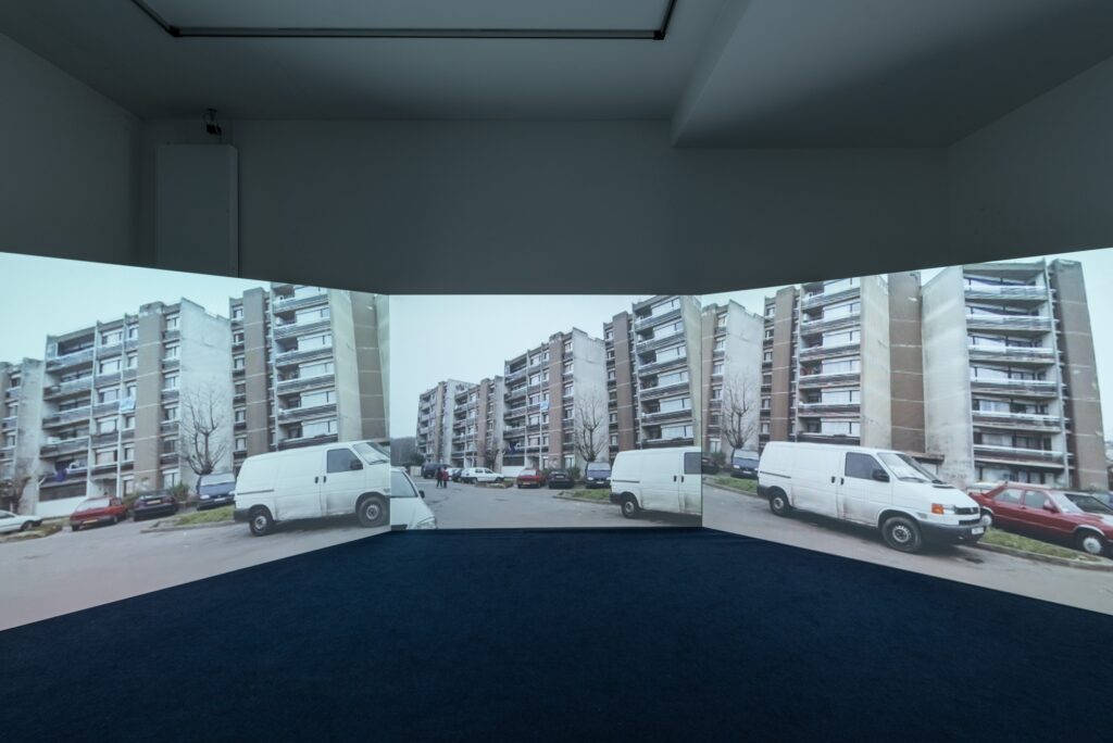 Michelle Dizon: Civil Society. Photo © Edith-Russ-Haus