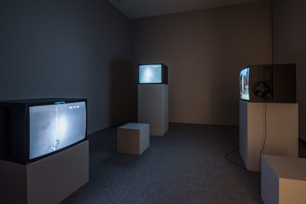 Armin Linke: Oceans – Dialogues Between Ocean Floor and Water Column. Photo © Edith-Russ-Haus
