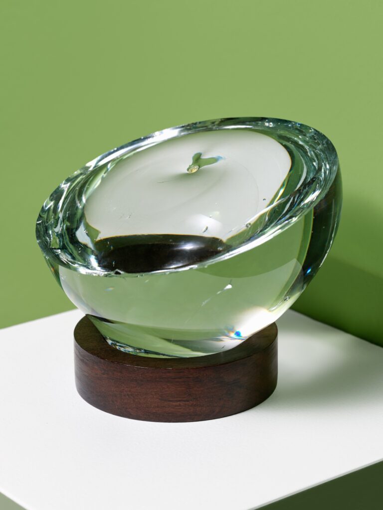 Kaensan Rattanasomrerk: Heavy Metal. Photo © Haus für Medienkunst 2025