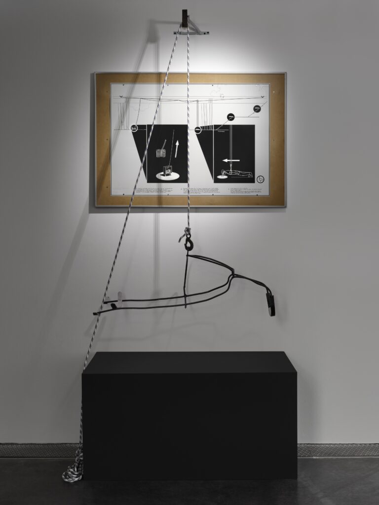 Krisztián Kristóf: Performance Blueprint + Object for Vertical Walking. Photo © Edith-Russ-Haus 2023