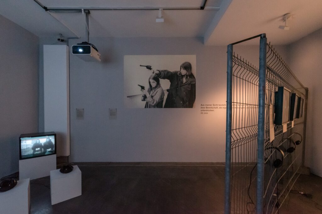 elimir ilnik: Shadow Citizens. Foto © Edith-Russ-Haus