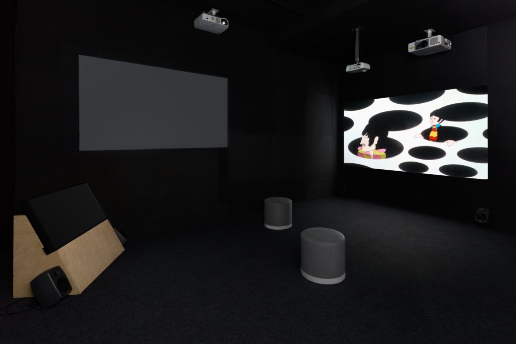 Mochu: Toy Volcano. Photo © Edith-Russ-Haus